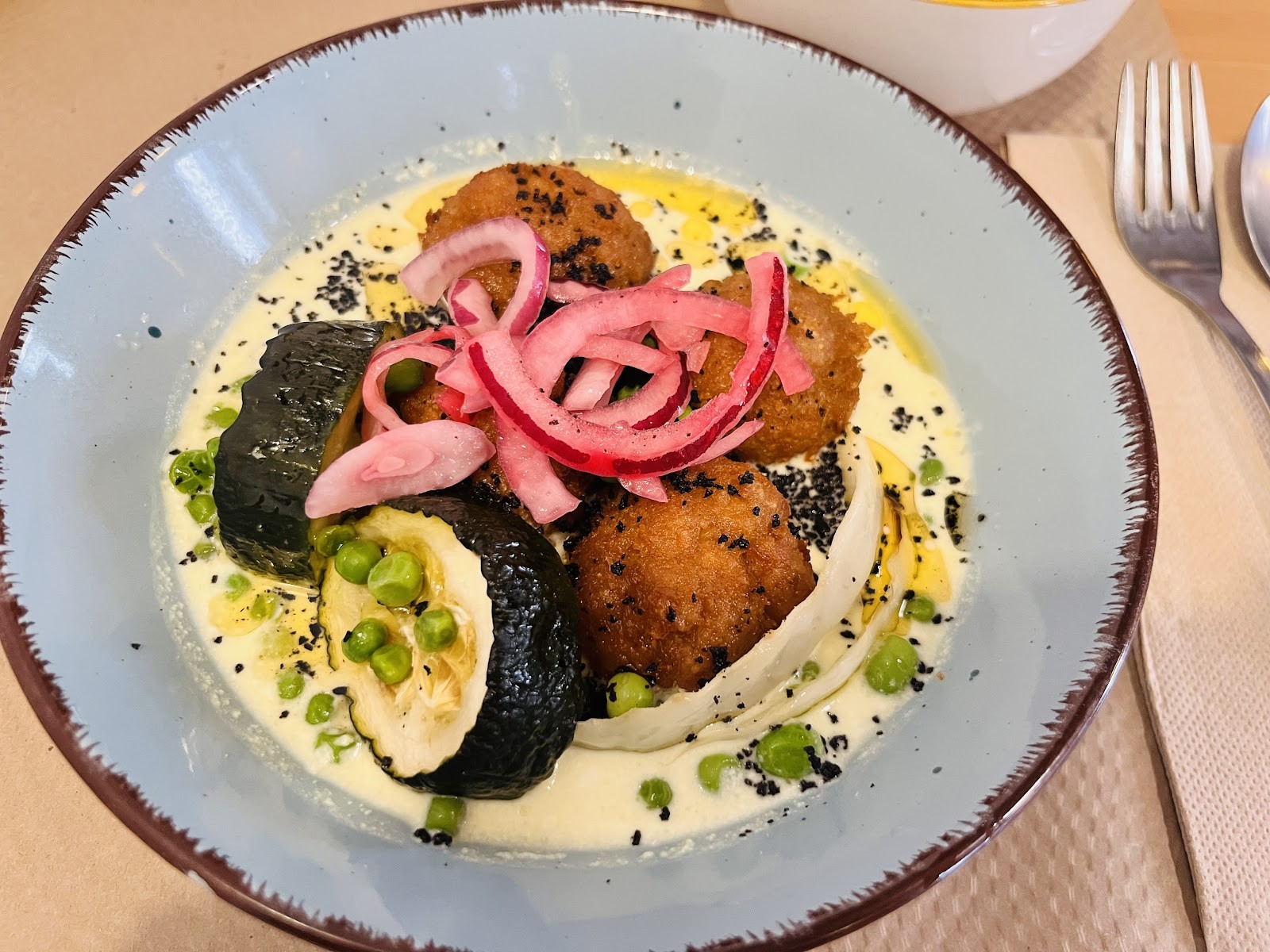 Restaurante Vegano Cor Del Pilar: food & drinks