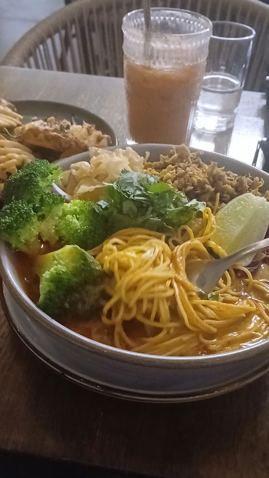 Norah Alberta: food & drinks