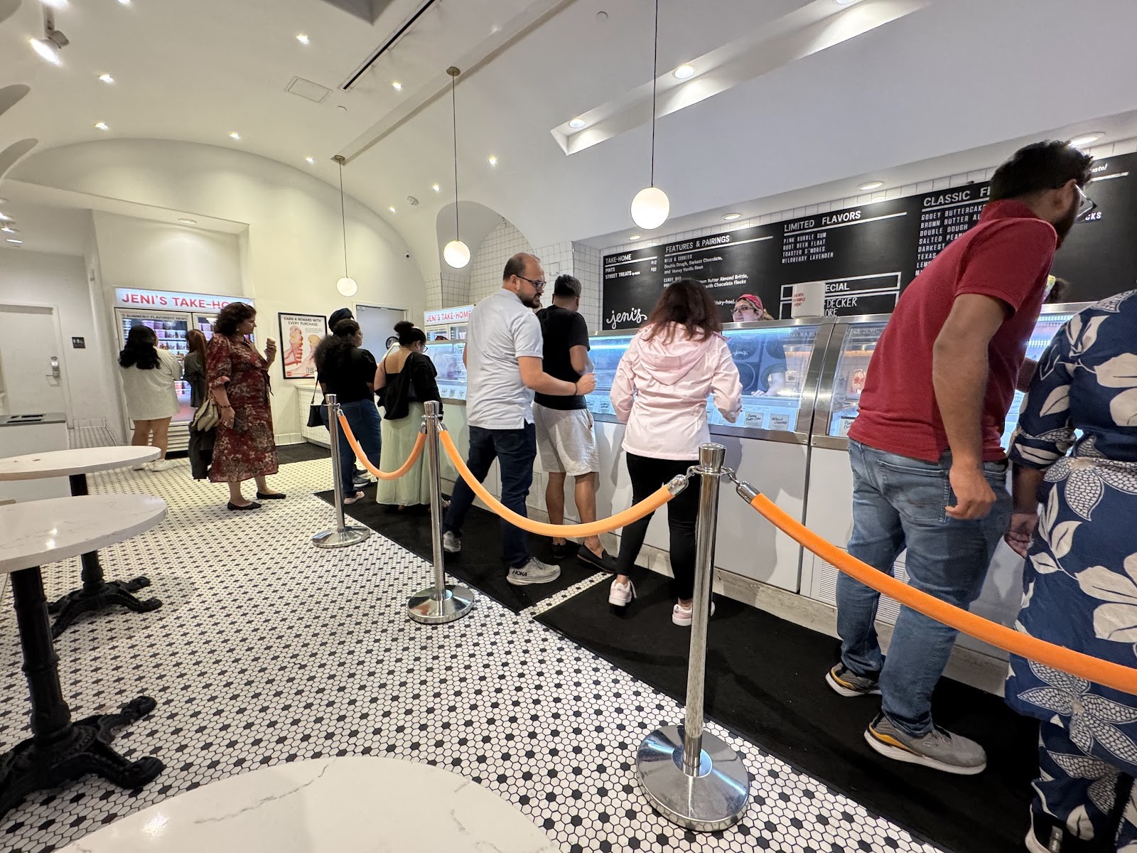 Jeni's Splendid Ice Creams: the place