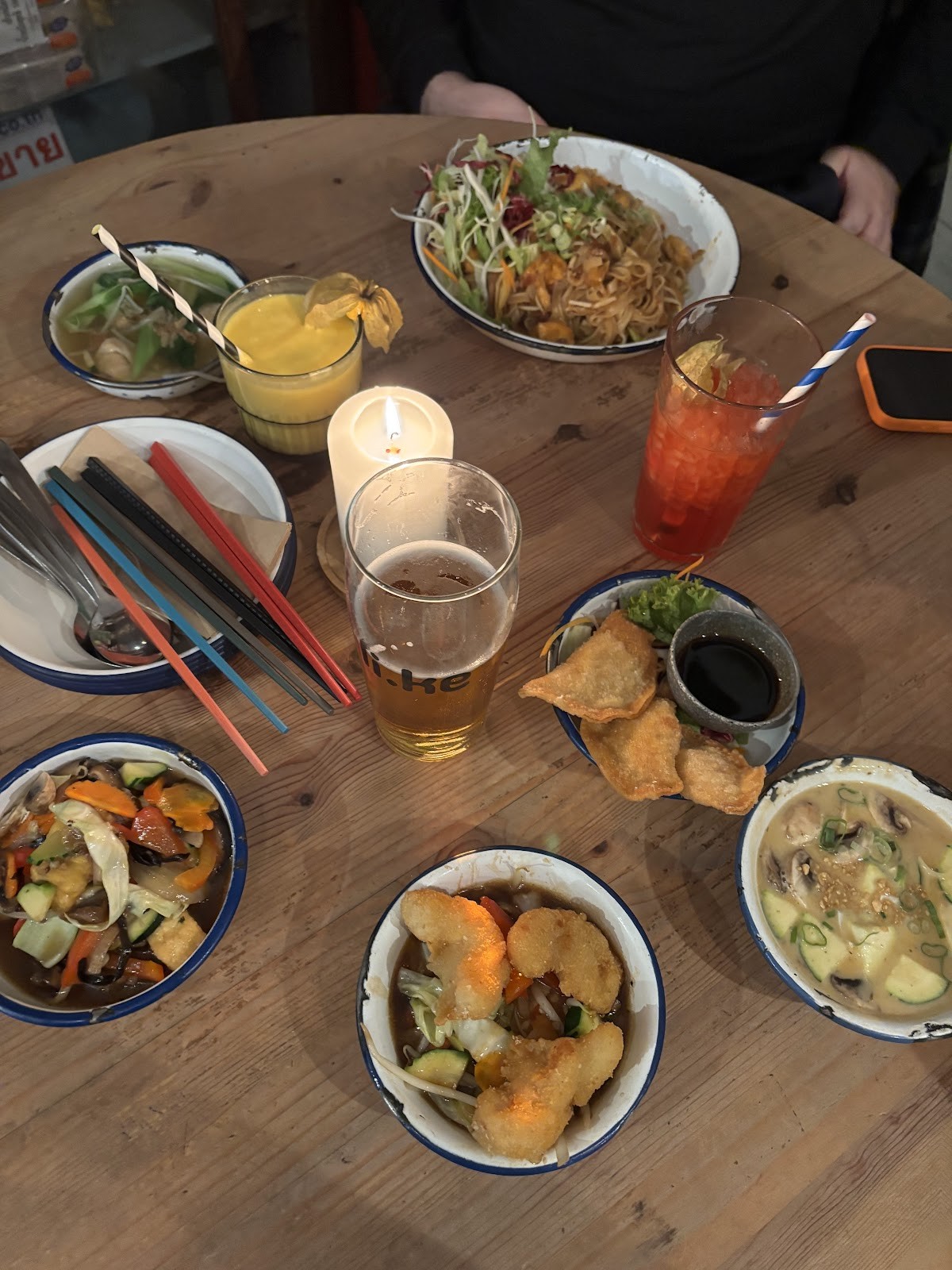 li.ke : serious||thai||vegan: food & drinks